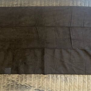 Lululemon towel